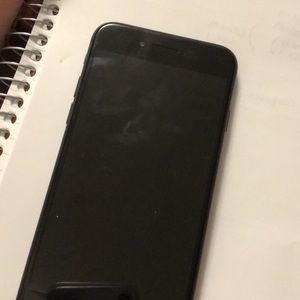 iPhone7 in almost perfect condition. 32GB t-mobile